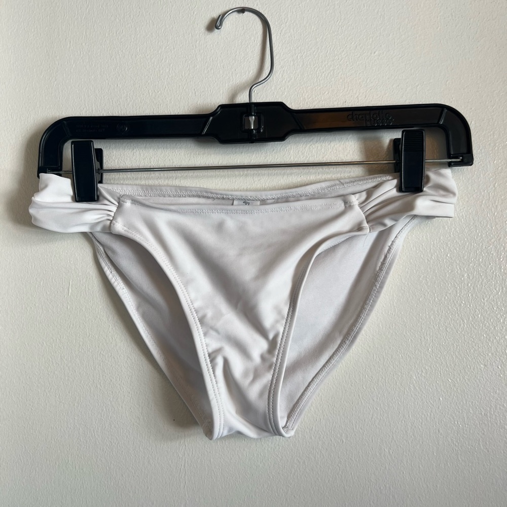 Forever 21, S, White, swimsuit bottoms, ruching on the hips, Worn a few times